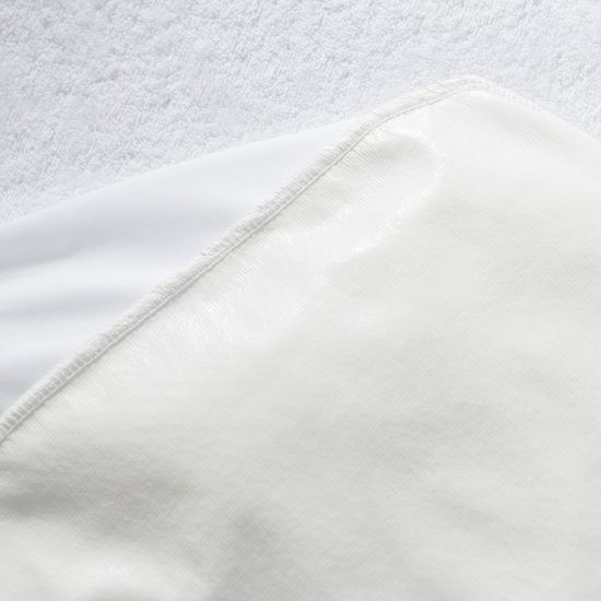 Protège-matelas hypoallergénique 100 % imperméable de qualité supérieure.